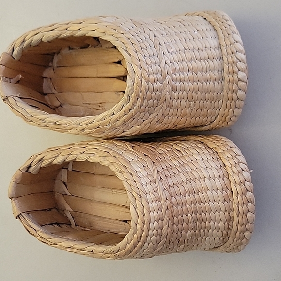 3 for $15. Boho Wicker Woven Raffia Straw Pair of Shoe Planters Baskets - Picture 4 of 4